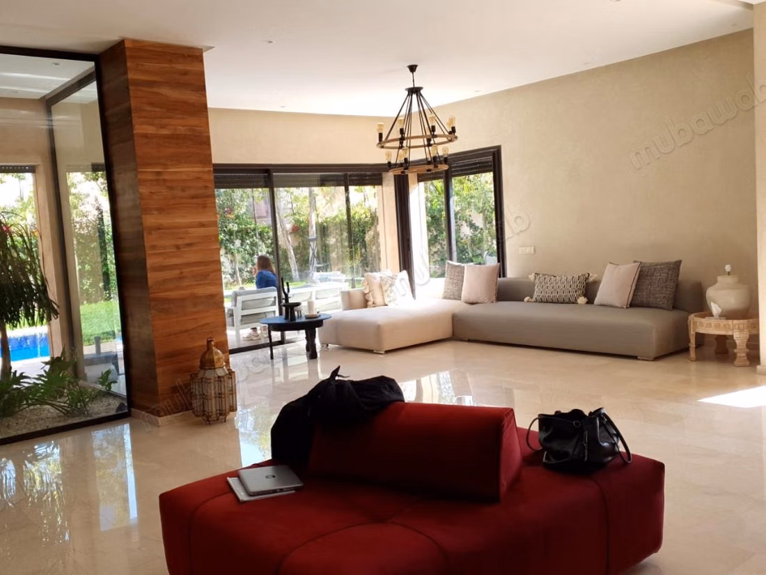 Moderne villa te huur op de Casaweg