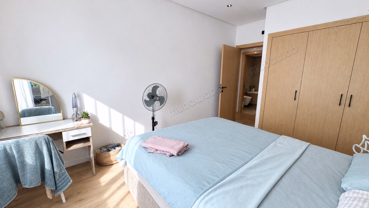 New duplex with pool near the Green City
