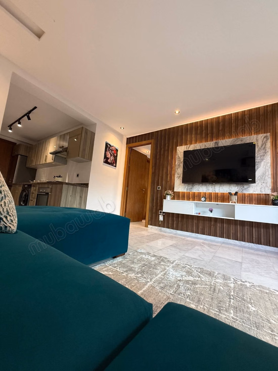 Superbe studio moderne et meublé à louer à anoual 
les hopitaux