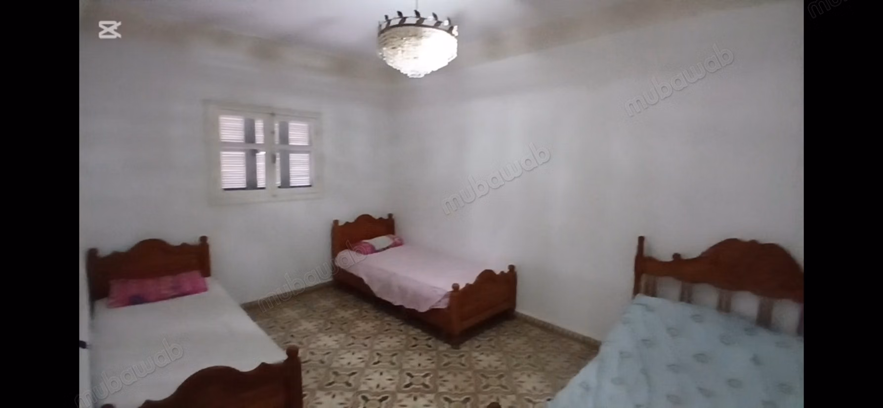 Bella casa in vendita ad Asilah. Area 100 m². Salotto marocchino