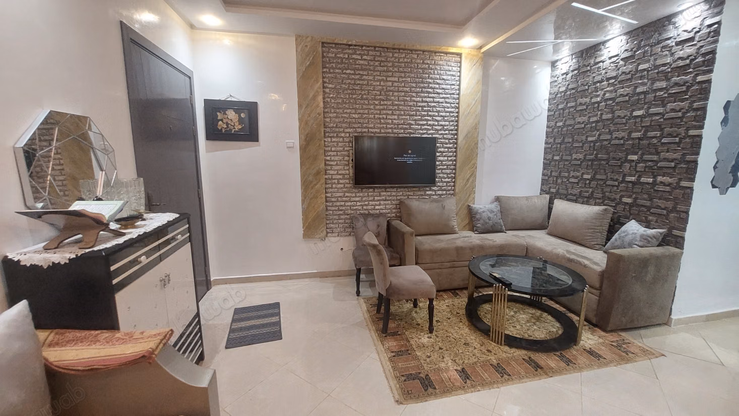 Rent this apartment in Dar Bouazza. 2 beautiful bedrooms. Well furnished