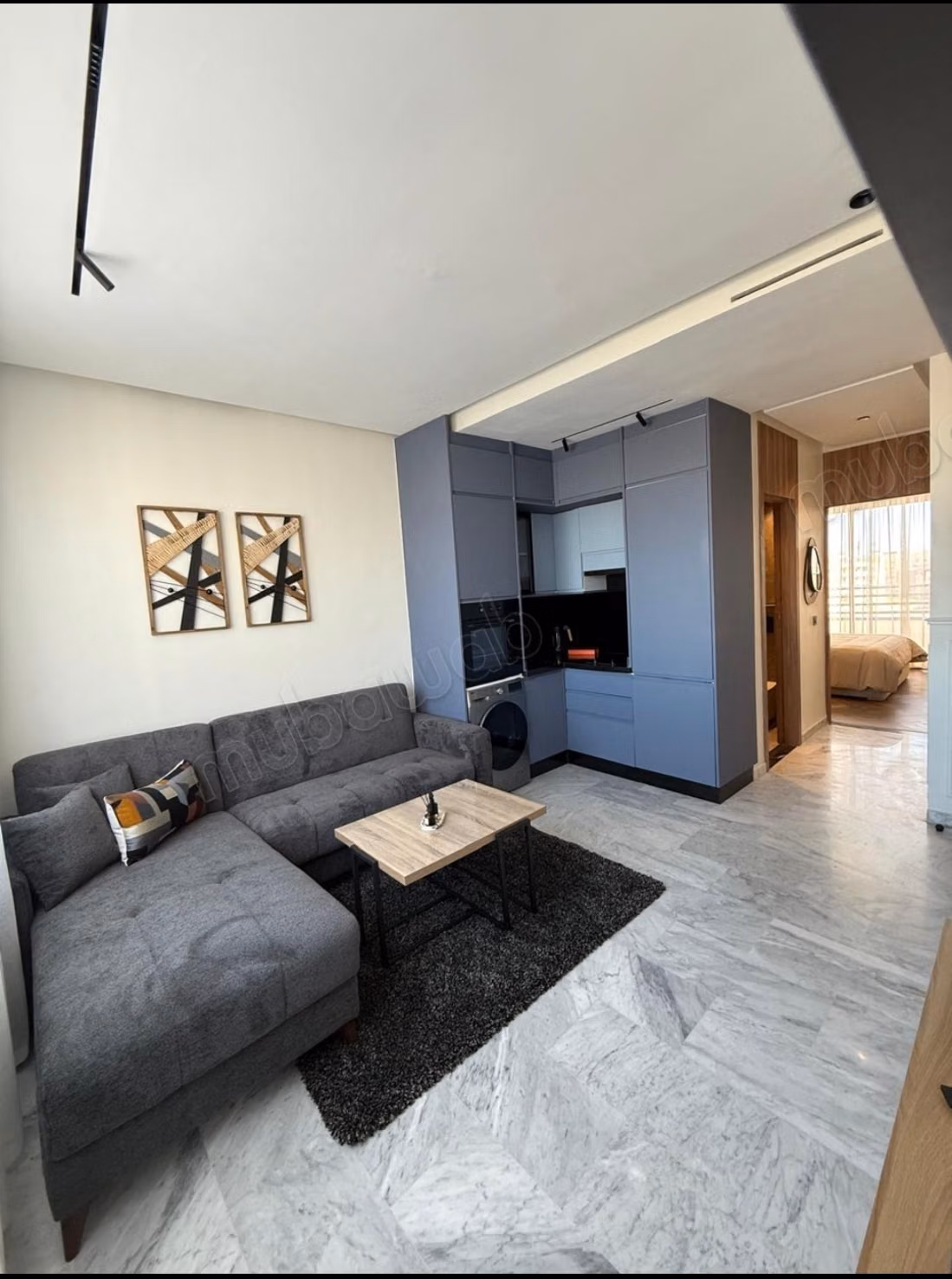 Splendido studio arredato in affitto a lungo termine
