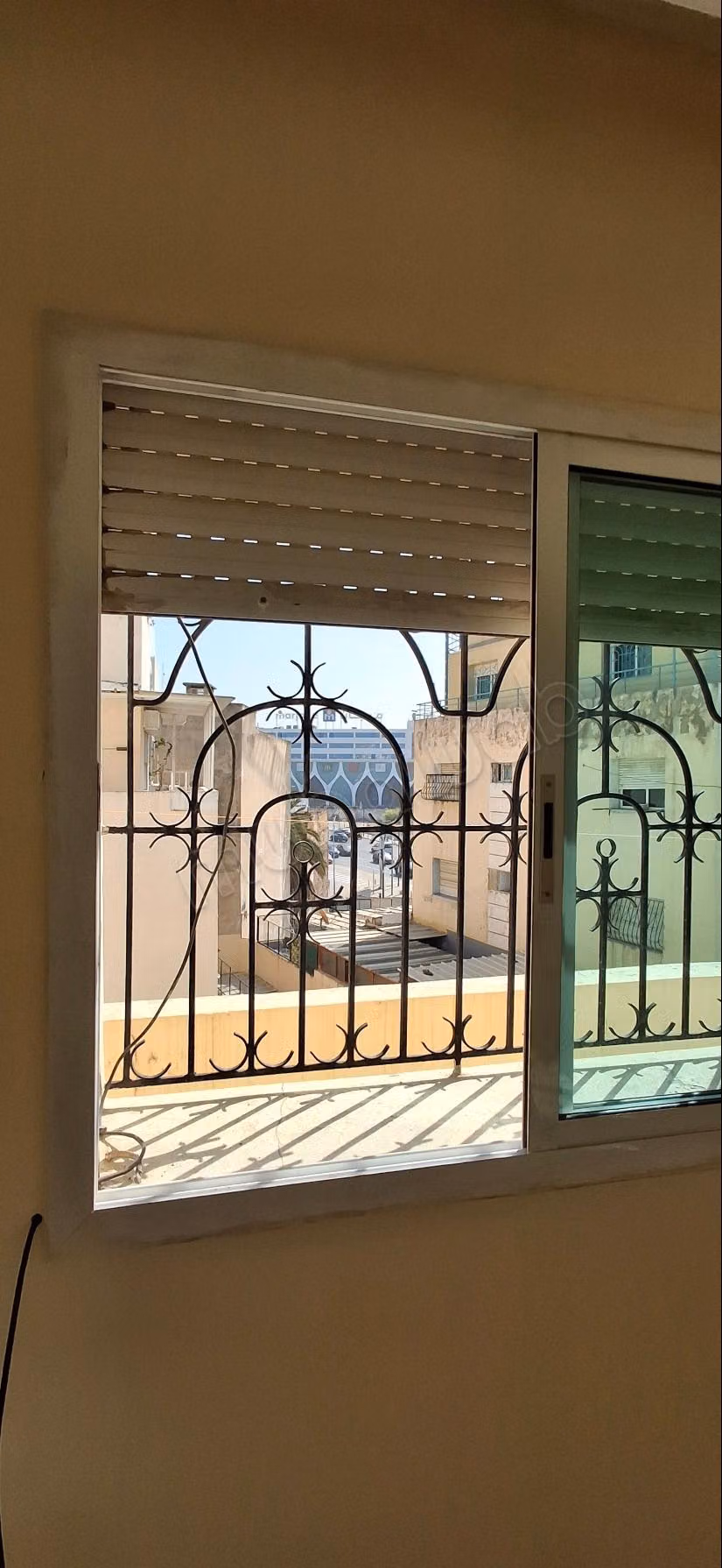 Location de maison à Belvédère. 4 excellentes chambres. Ascenseur disponible