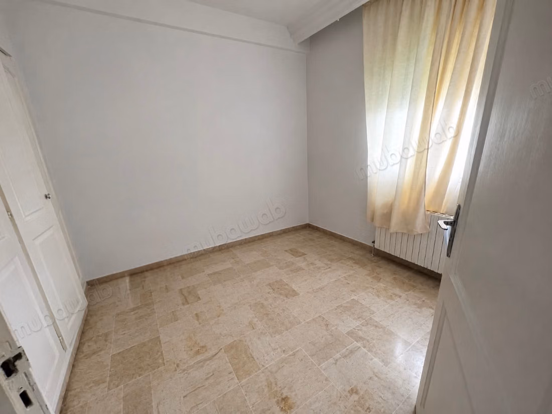 Ariana supérieur: à vendre – appartement s3