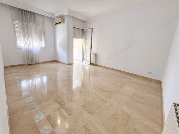 Ariana supérieur: à vendre – appartement s3