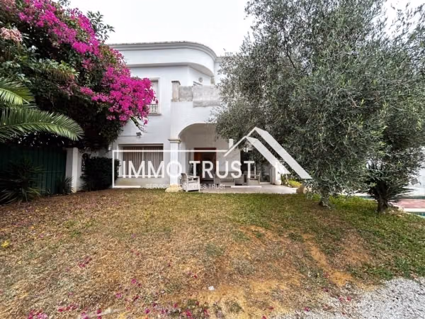 Villa S4 con giardino a La Soukra