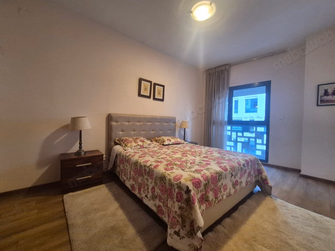 Appartement meublé de 127 m² à louer 
CFC