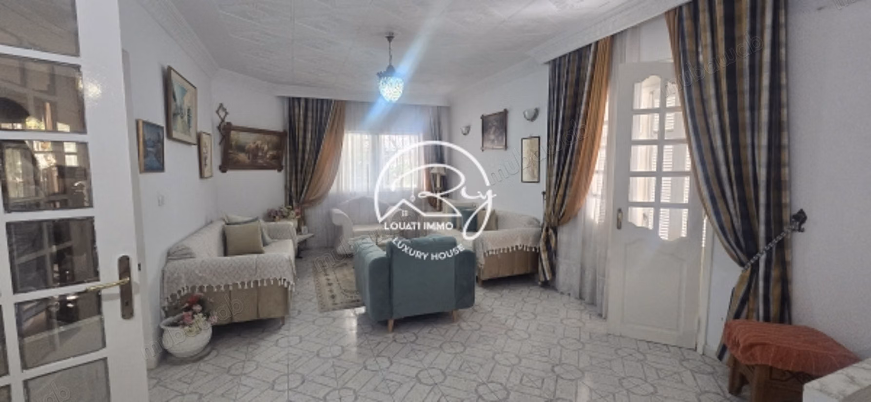 A vendre un Duplex s4 à Ain Zaghouan Sud