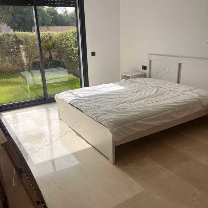 Appartement à Louer de 210.0 m² à Casablanca, Ain Diab Extension 2