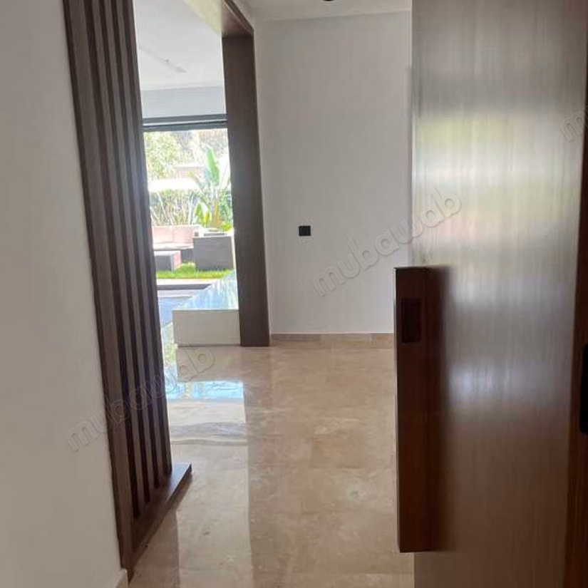 Appartement à Louer de 210.0 m² à Casablanca, Ain Diab Extension 2