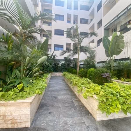 Appartamento in Affitto di 102.0 m² a Casablanca, Ain Sebaa