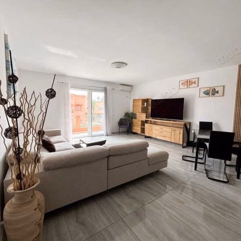 Appartement à Louer de 104.0 m² à,
