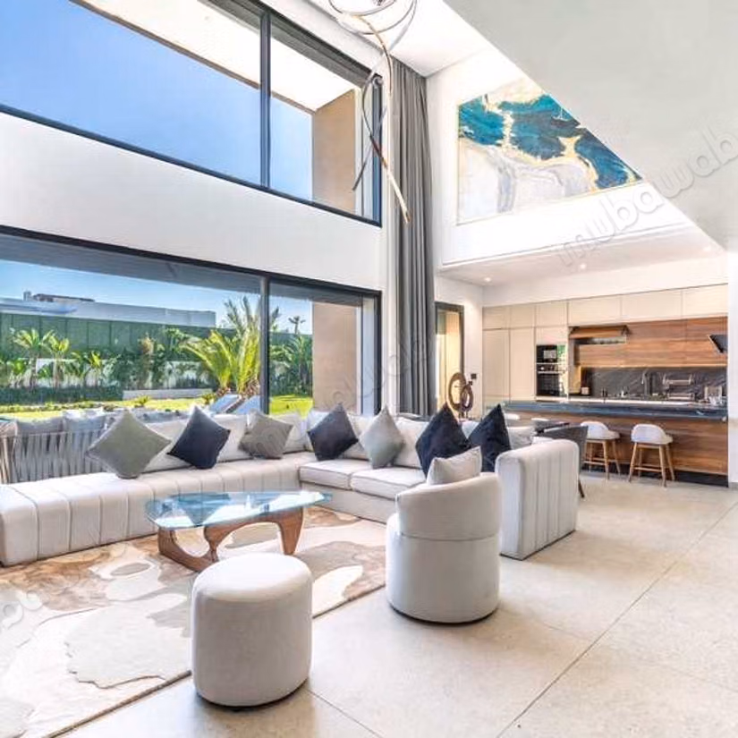 Villa à Vendre de 2050.0 m² à Marrakech, Route De L'Ourika 
Tassoultante