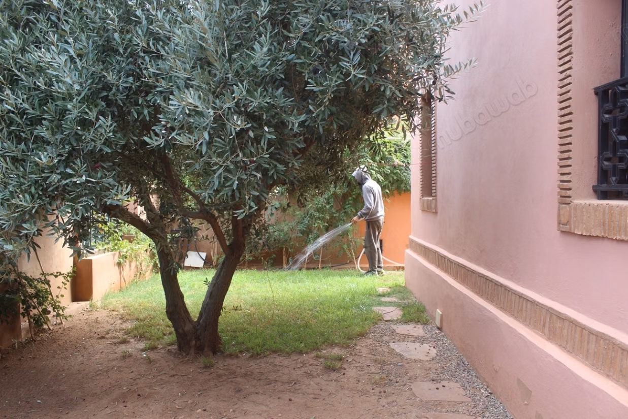 Villa à Louer dans un domaine proche de la ville