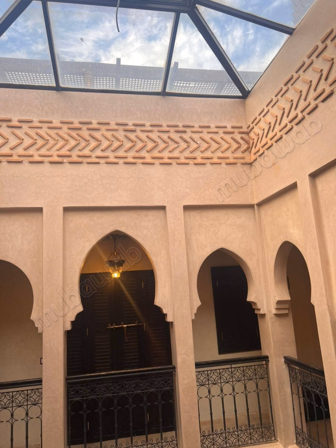 Villa riad à loué longue durée 
route de fes