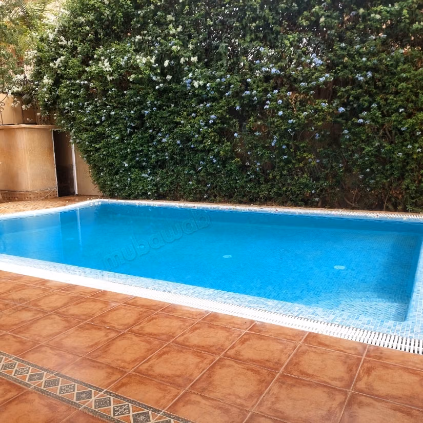 Charmante villa avec piscine à vendre à Targa