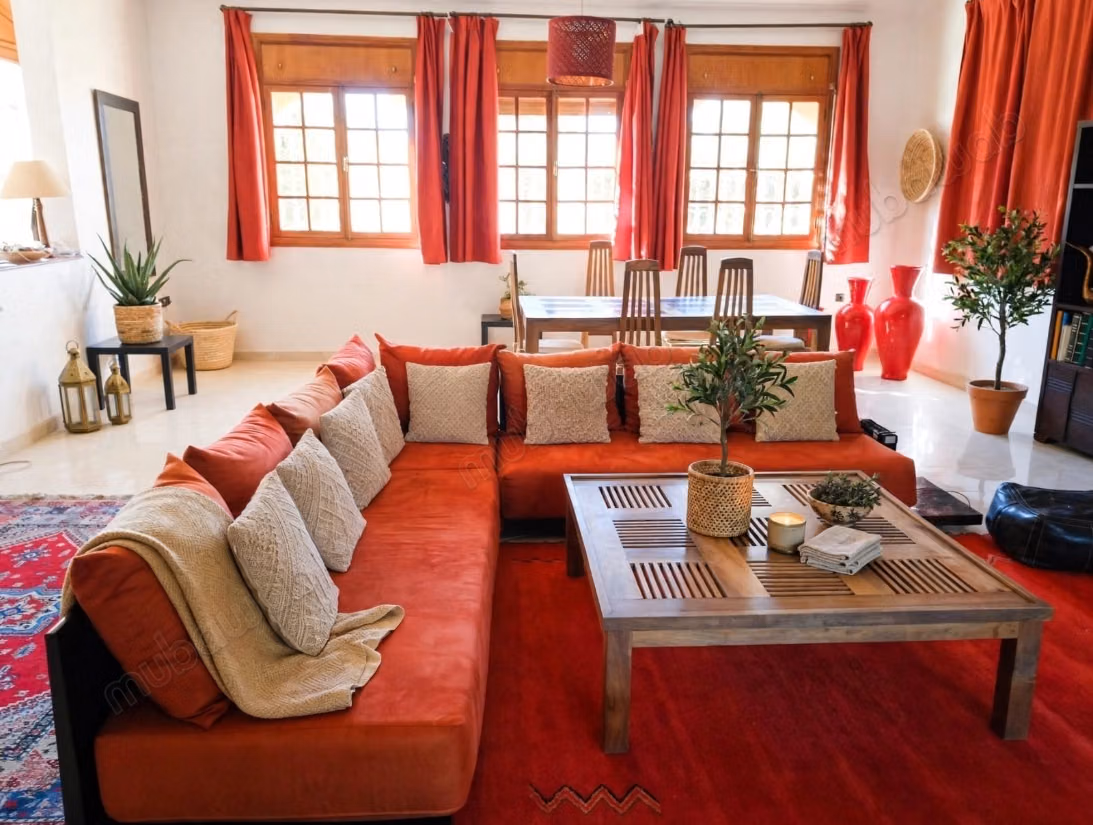Charmante villa avec piscine à vendre à Targa