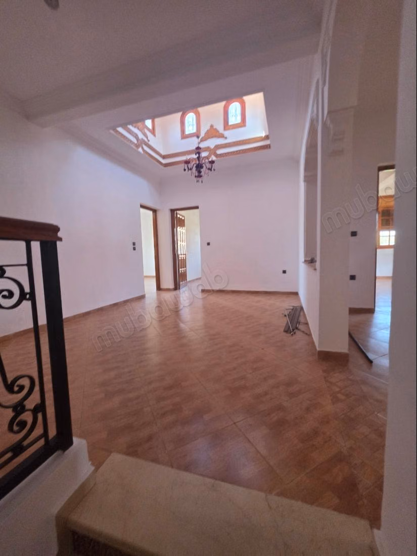 Charmante villa avec piscine à louer à Targa