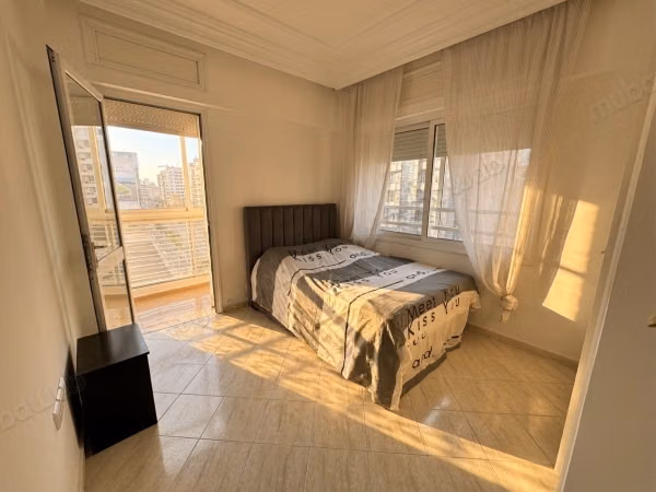 Très bel appartement en location à Bourgogne Est. 2 chambres