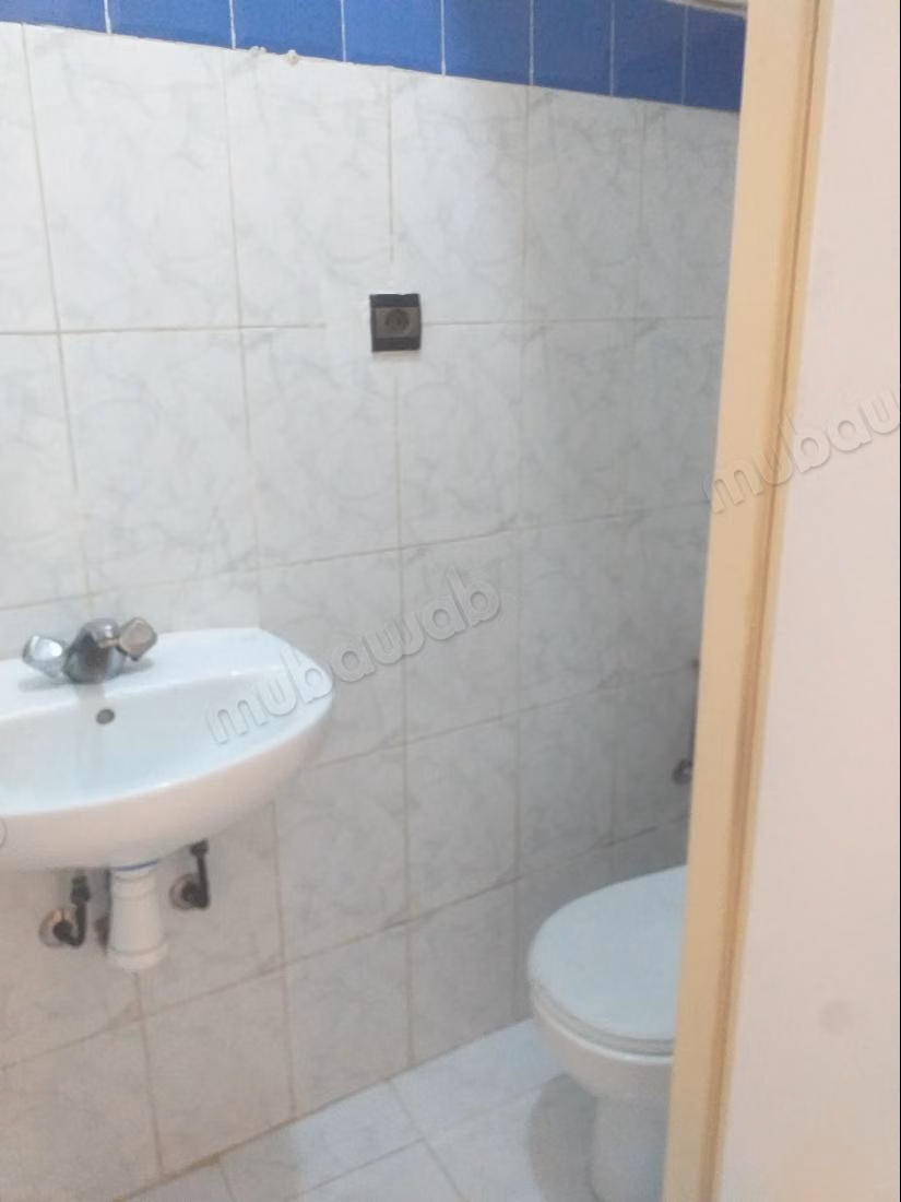 Superbe appartement à vendre à Oulfa.
Superficie 60 m².
Terrasse