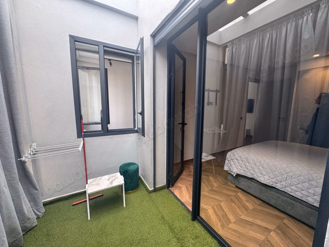 Superbe appartement à louer à El Manar 
El Hank. 1 belle chambre