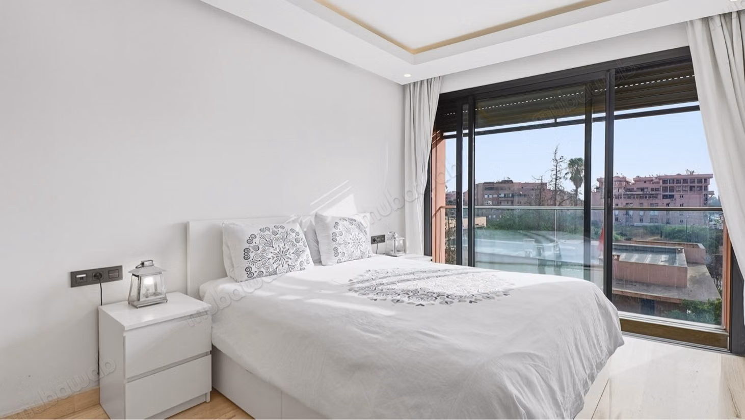 Hivernage. Vue Atlas 91 m²