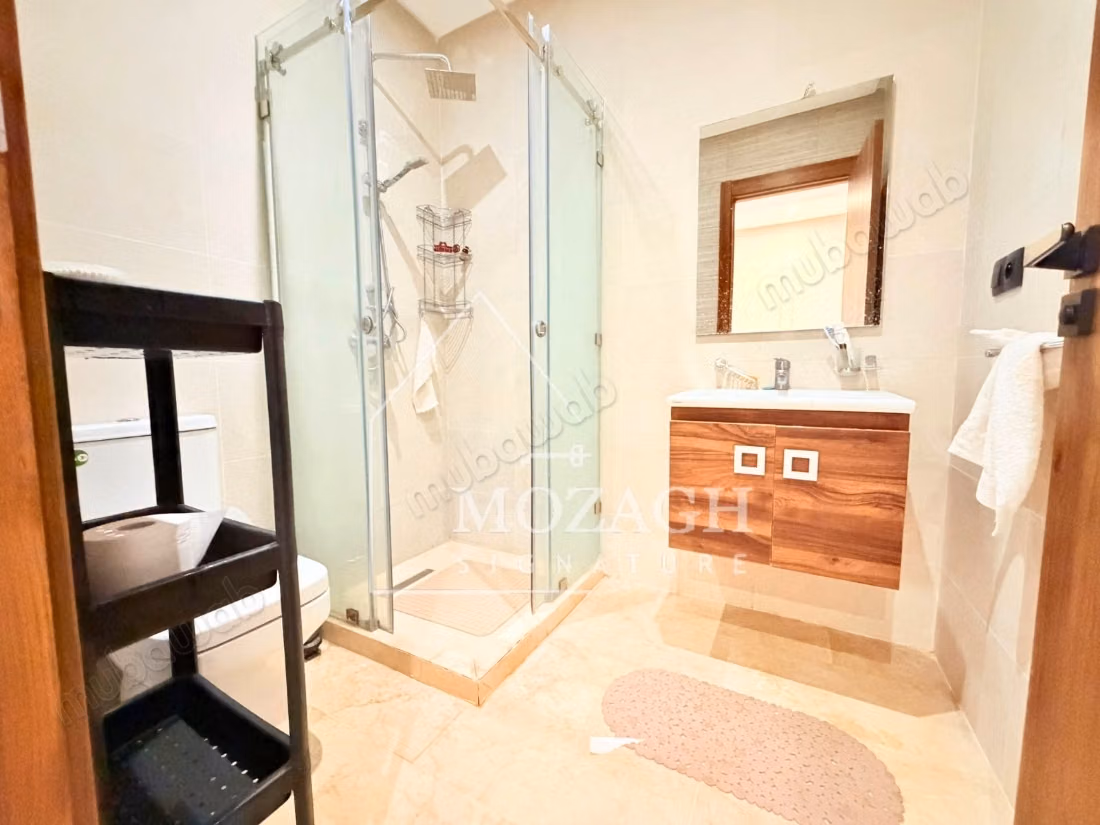 Superbe appartement moderne sur résidence piscine