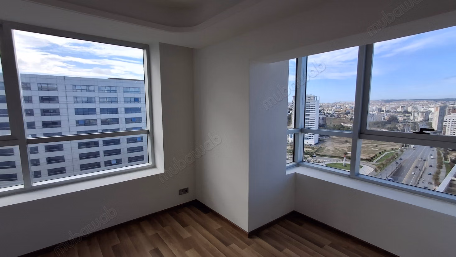 Appartement vue mer à vendre à City Center 
Malabat