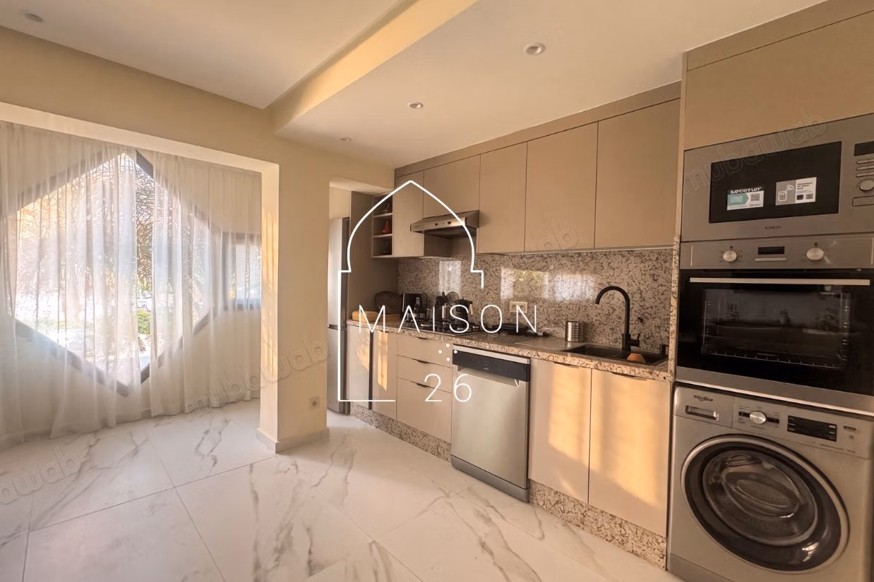 Hivernage - Renovated and Furnished Apartment with 3 Suites