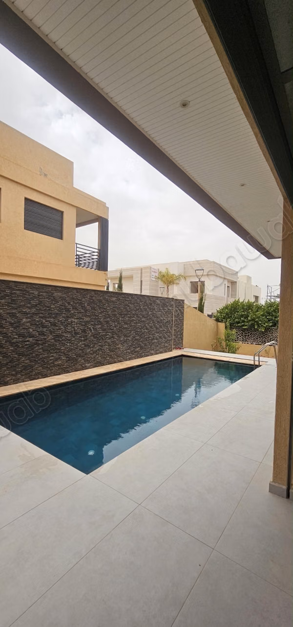 Villa de Prestige – 7 Suites, Piscine Privée & Hammam Traditionnel,