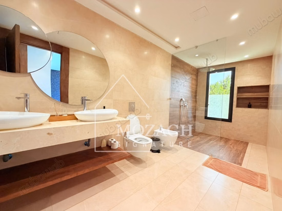 Spacieuse villa 6 chambres avec piscine privée