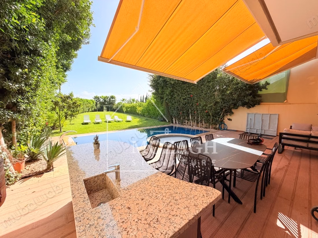 Spacieuse villa 6 chambres avec piscine privée