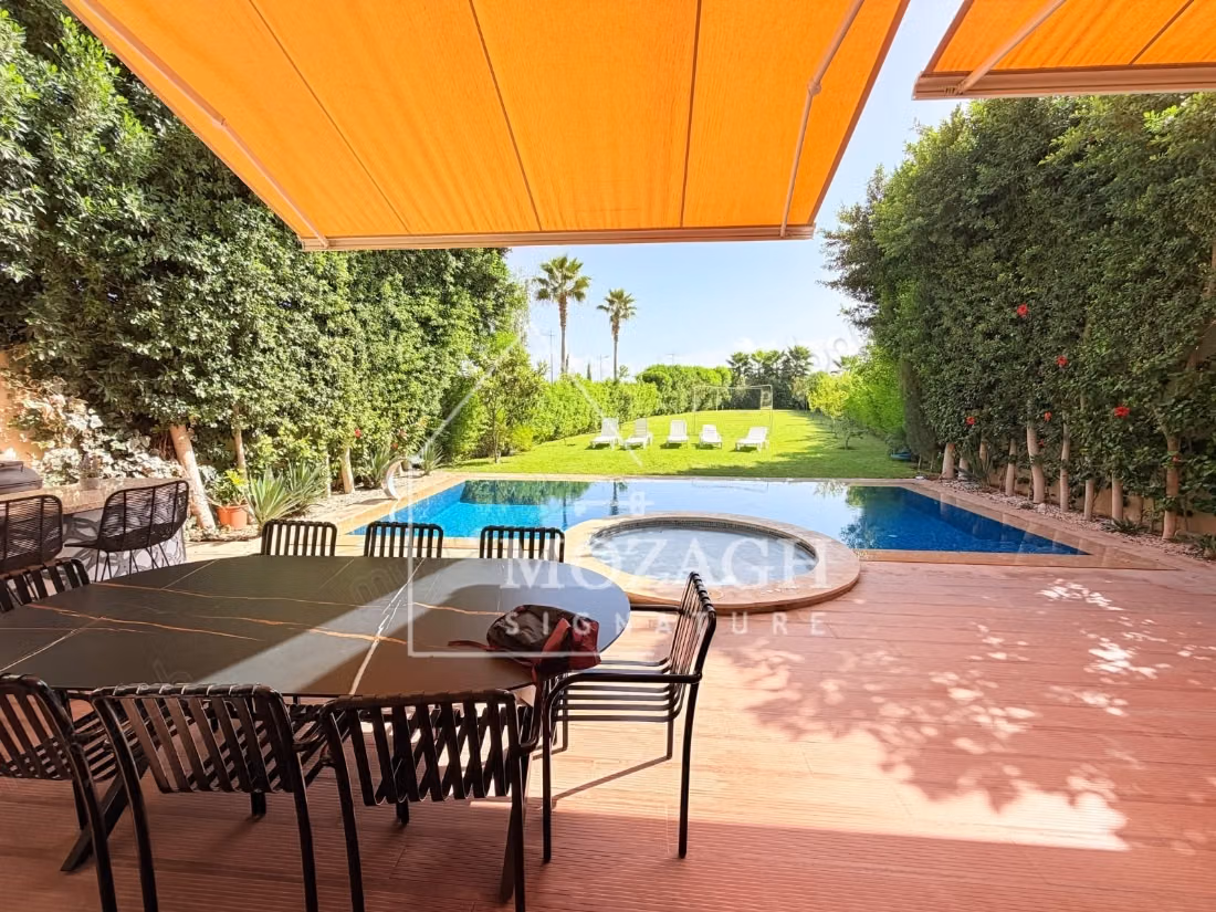 Spacieuse villa 6 chambres avec piscine privée