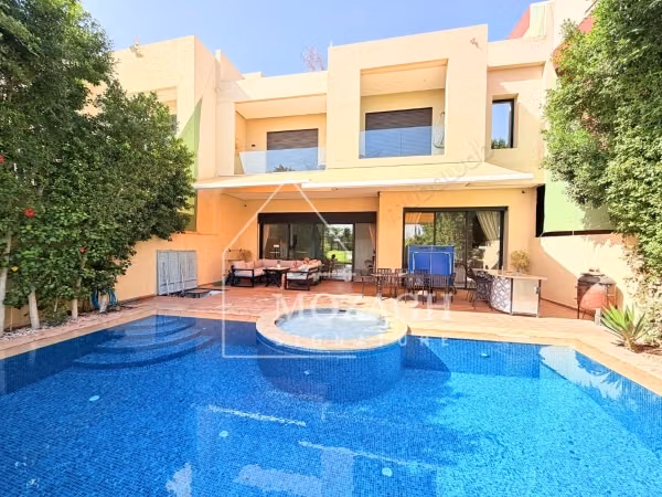 Spacieuse villa 6 chambres avec piscine privée