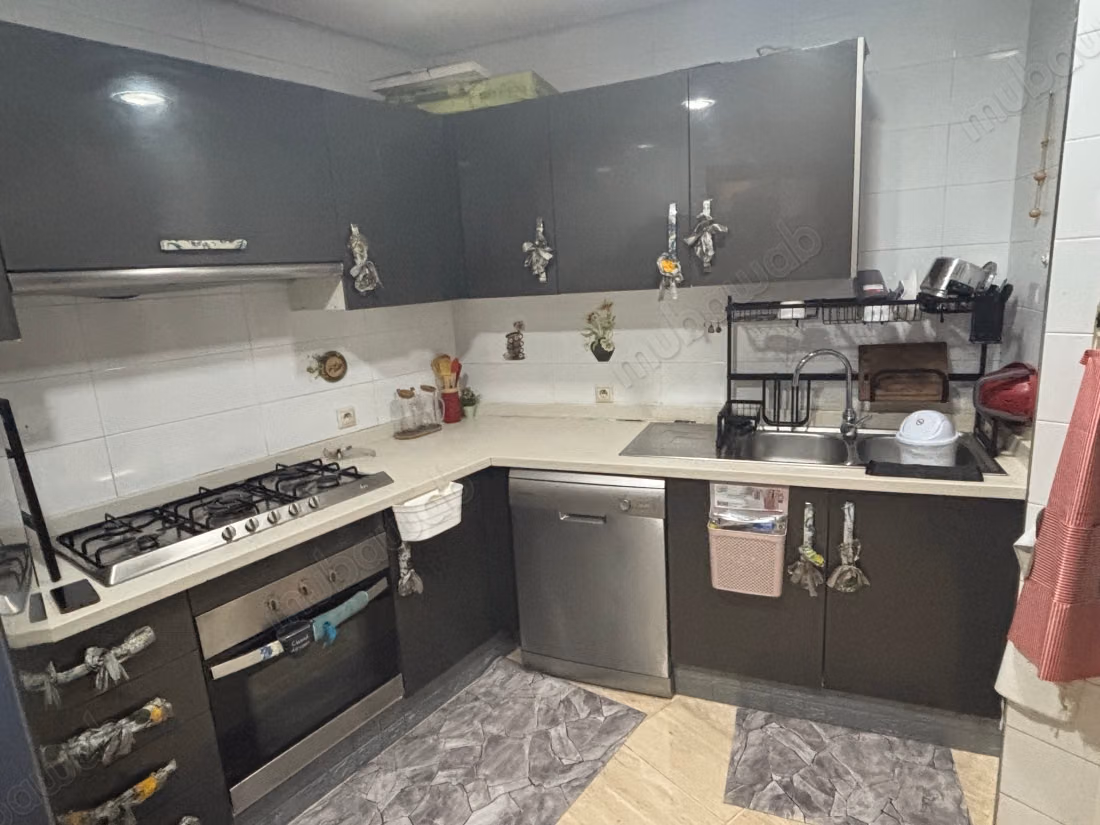 Un lumineux Appartement meublé en location