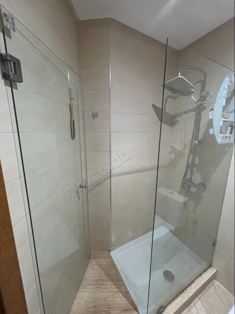 Appartement propre ensoleillé meublé en location