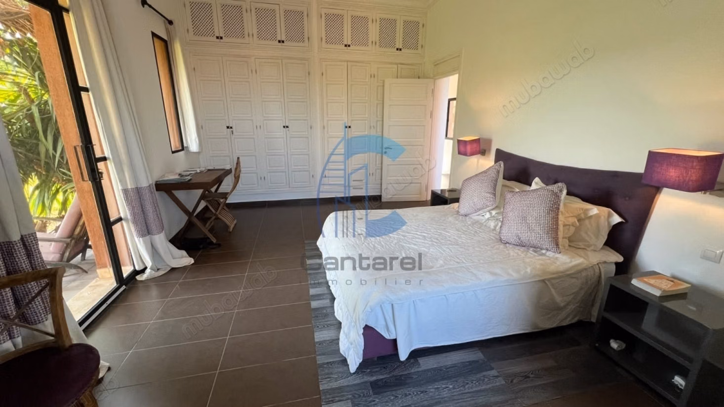 Villa con 4 camere da letto e 1 camera per il personale con VNA su 1 ettaro in vendita sulla Route d'Amizmiz