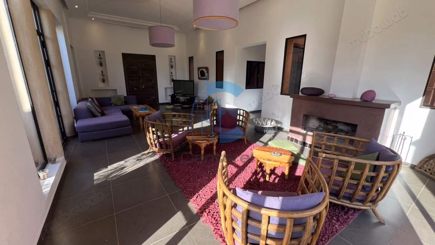 Villa con 4 camere da letto e 1 camera per il personale con VNA su 1 ettaro in vendita sulla Route d'Amizmiz