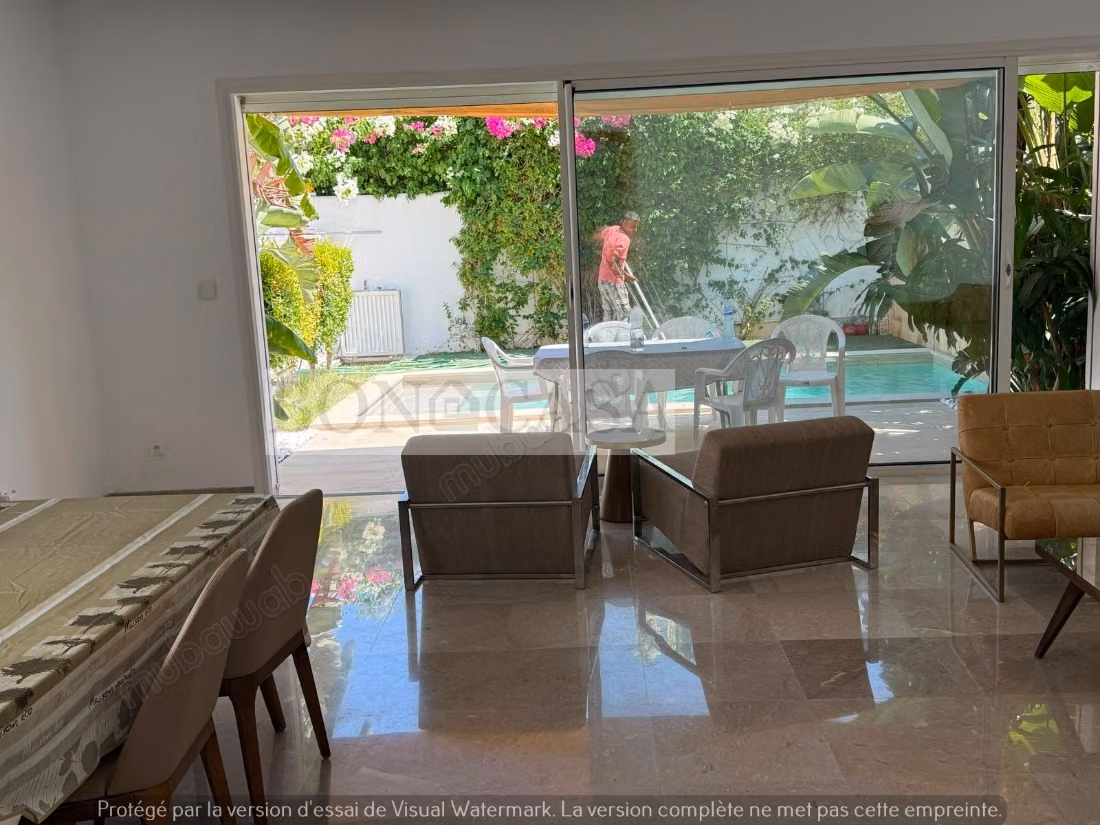 Villa S4 Vide piscine et jardin à louer à Gammarth