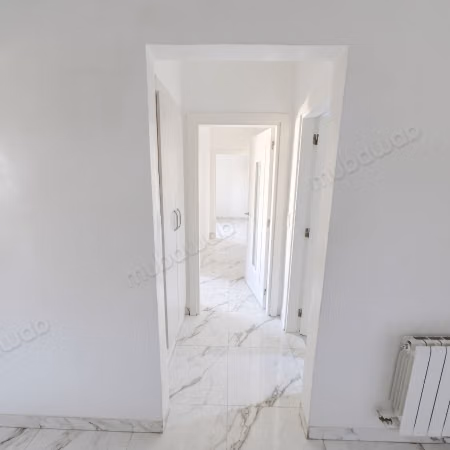 Stunning apartment for sale in Chotrana 1. Area 150 m². Security door and central heating