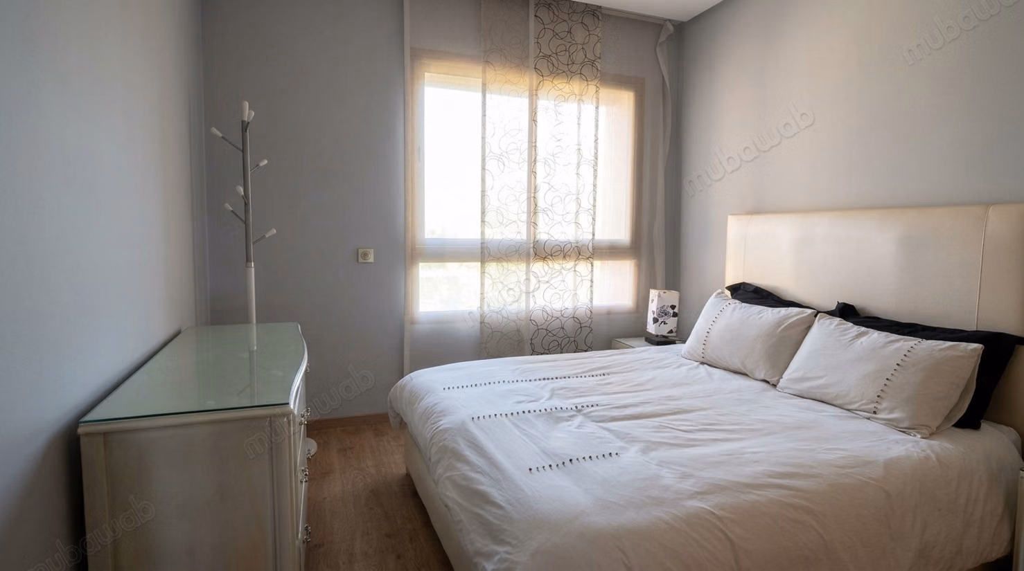Appartement rez de jardin meublé à louer à Agdal