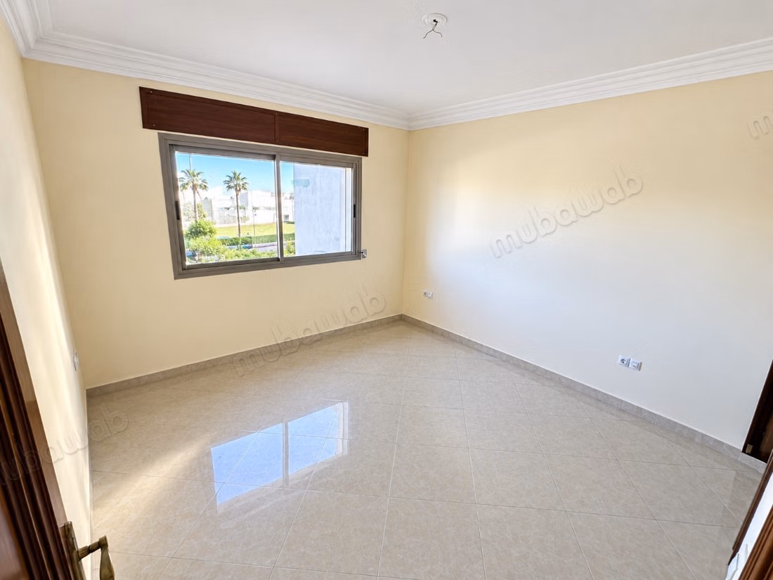 Spacious and bright apartment in Iberia, Tangier