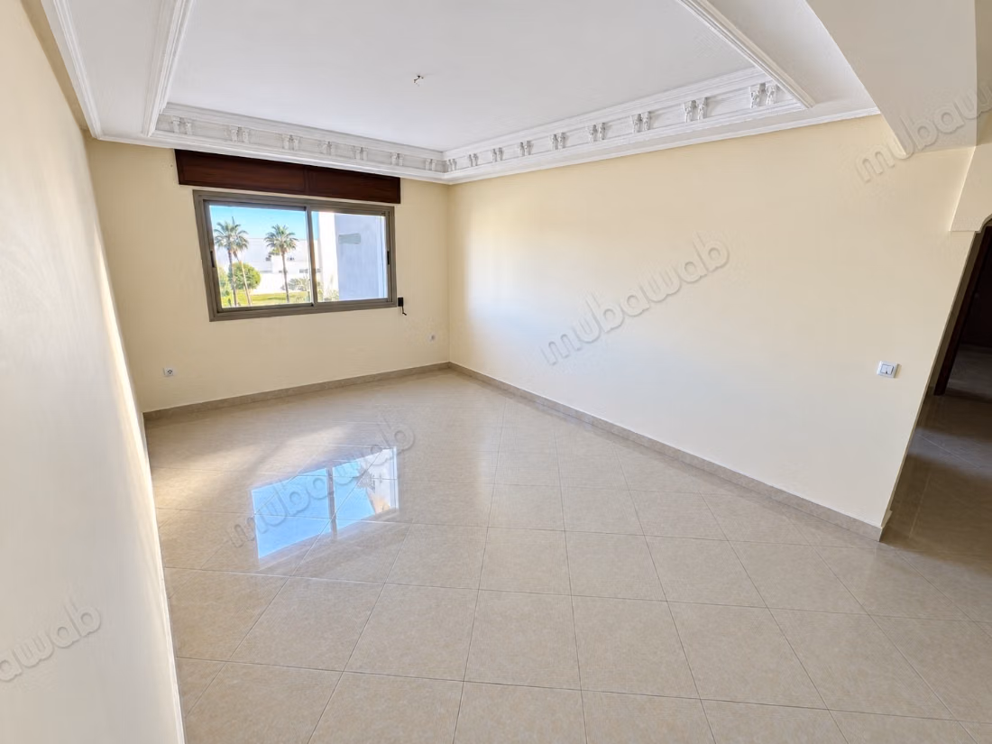 Spacious and bright apartment in Iberia, Tangier
