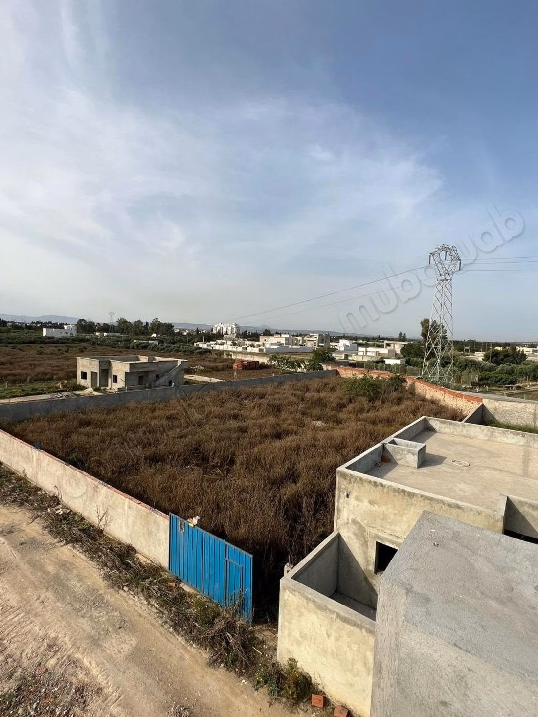 للبيع 1550 قطعة أرض سكنية في زاويت مرنق