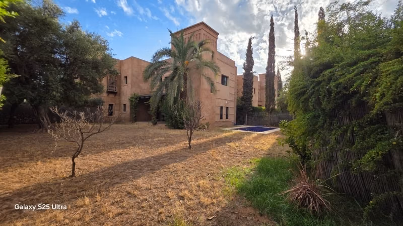 Villa Riad avec Piscine Privée en Résidence