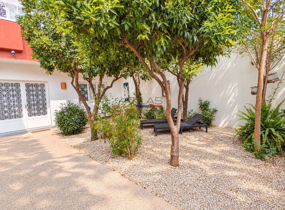 Villa de caractère avec jardins proche Majorelle