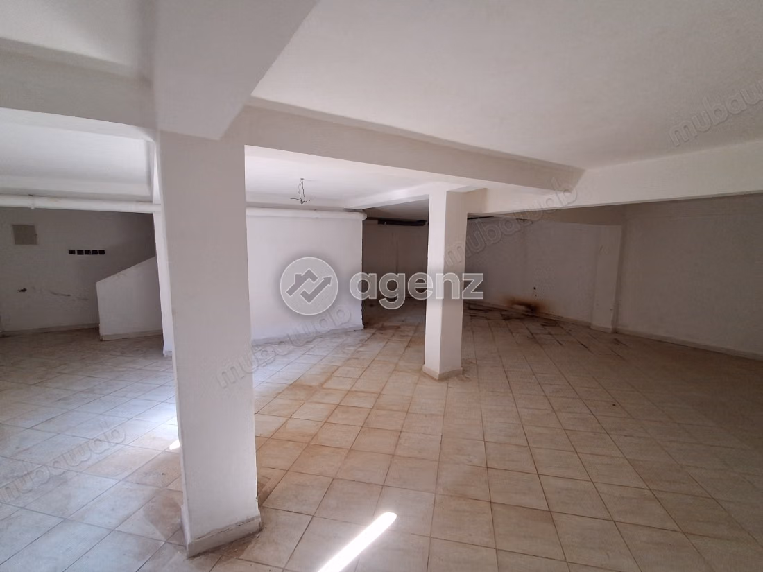 Commerce à vendre 148 m² 
Said hajji 
Salé
