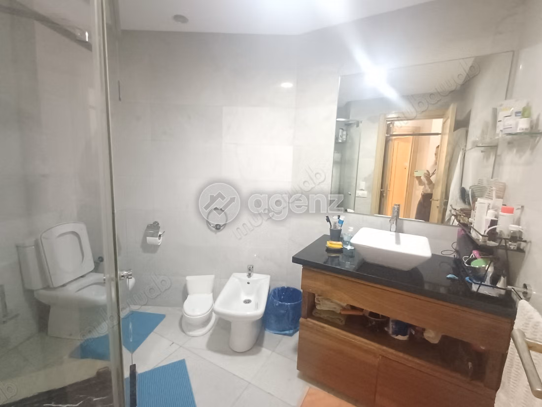 Appartement à vendre 104 m², 2 chambres 
Franceville 
Casablanca