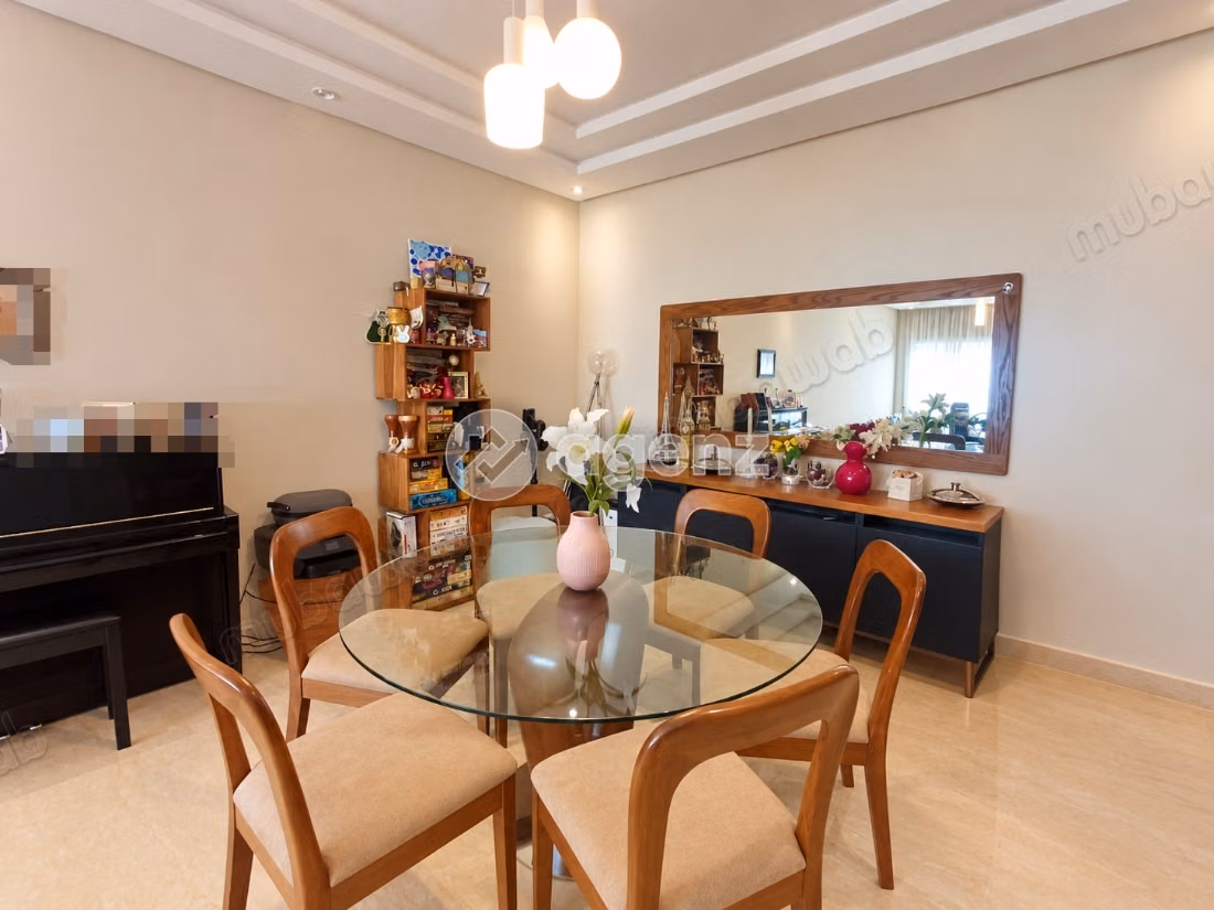 Appartement à vendre 104 m², 2 chambres 
Franceville 
Casablanca