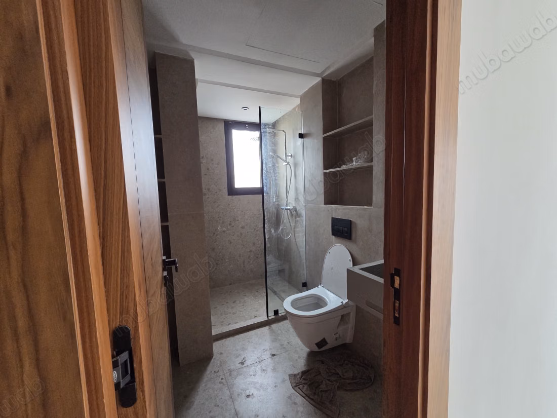 Studios et appartement à vendre 
californie taddart